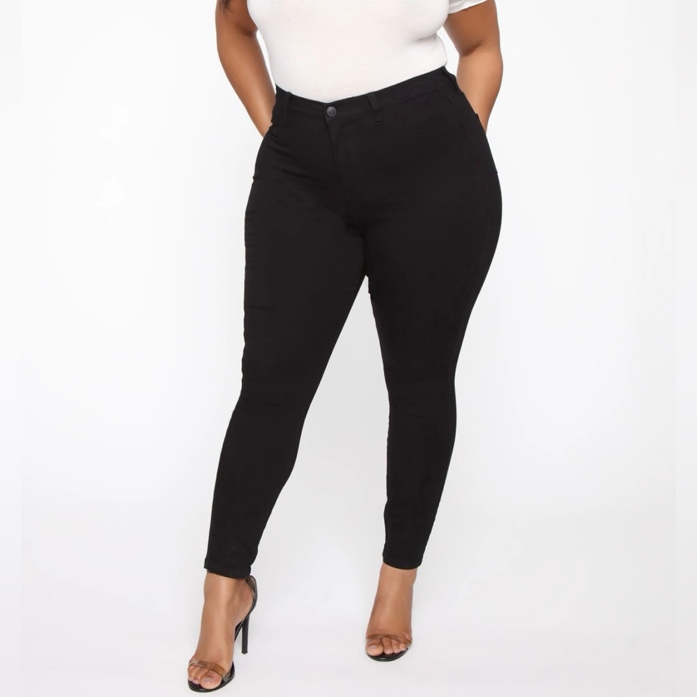 Fashion Nova black skinny jeans